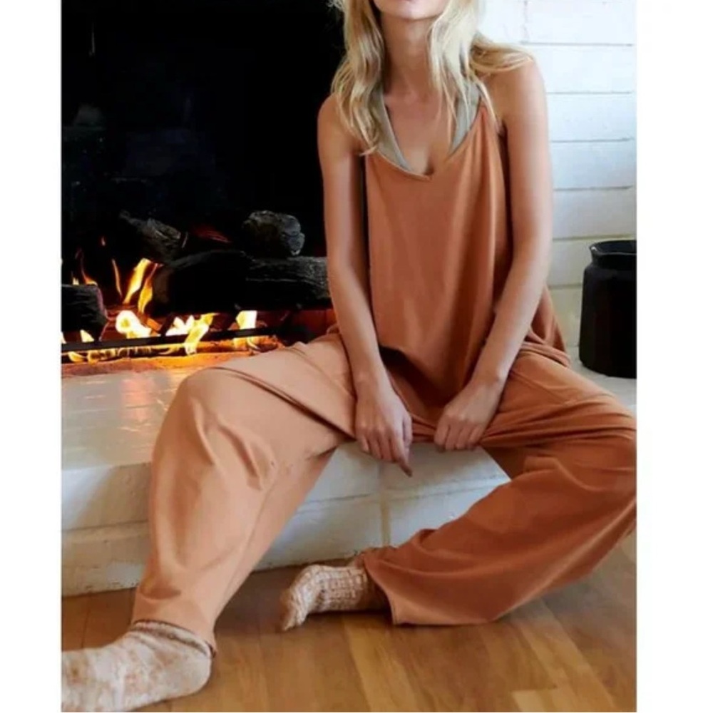 Free People Movement NWT Toasted Coconut Hot Shot Jumpsuit, size XS - Picture 7 of 14